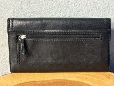 Coach Vintage Black Smooth Leather Soho Wallet