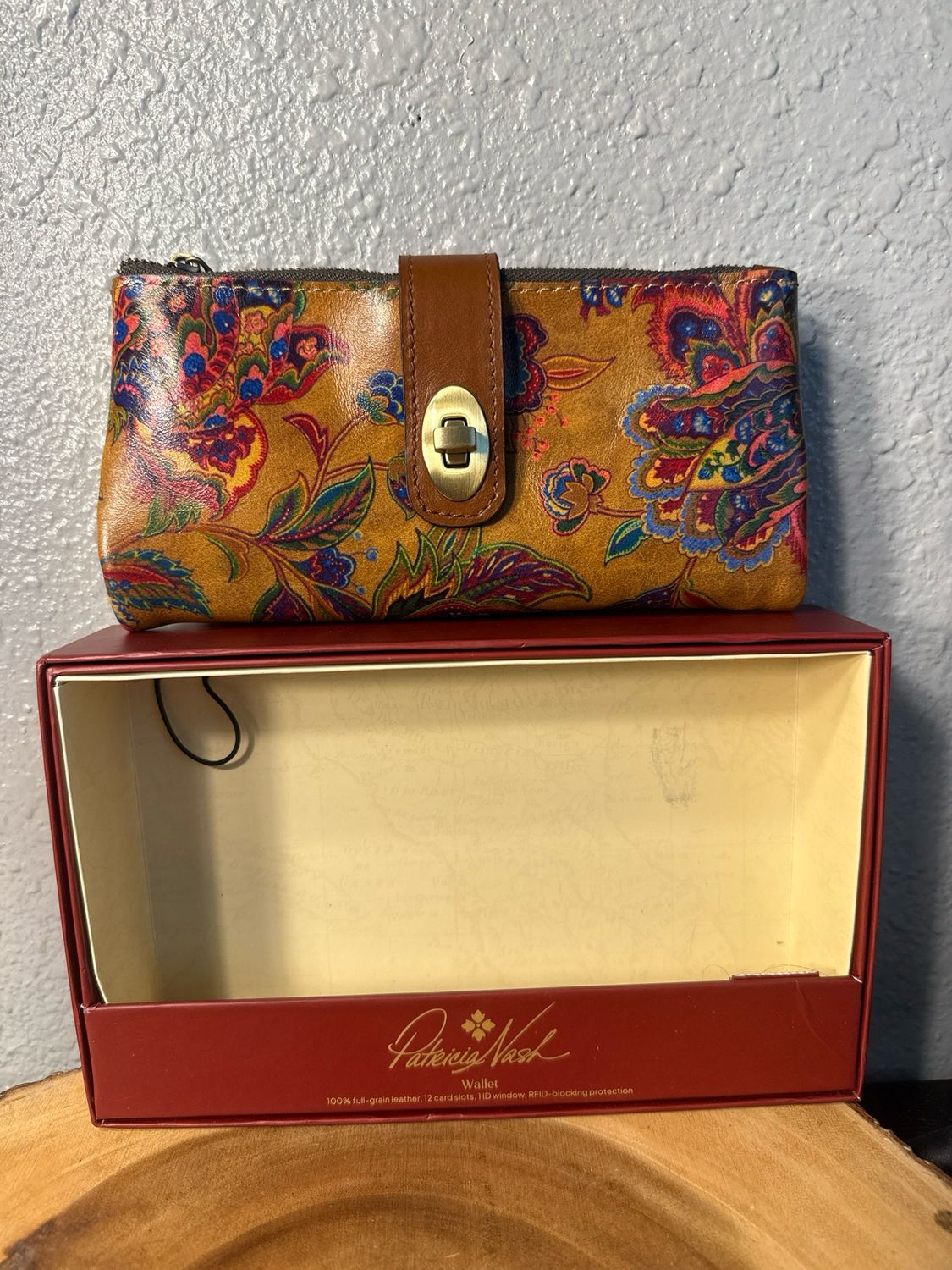 Patricia Nash New Inbox Floral Leather Wristlet, Wallet, Retail $129