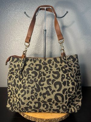 Unbranded, Leopard Carpet Style Tote Bag New Without Tags