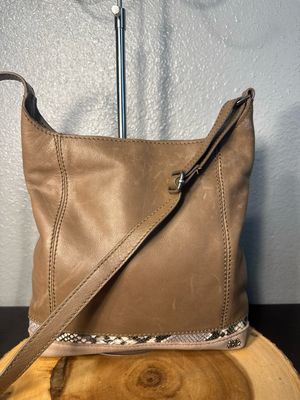 The SAK taupe Leather Crossbody