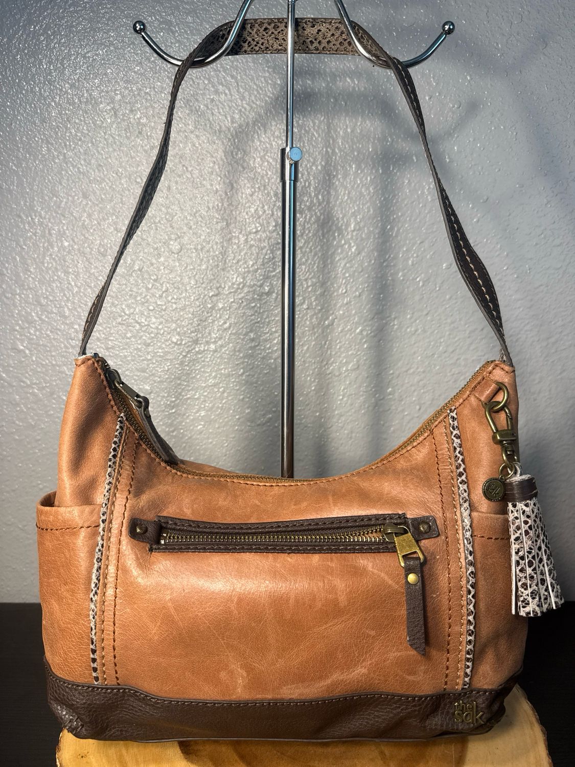 The SAK Brown Leather Zip Top Hobo