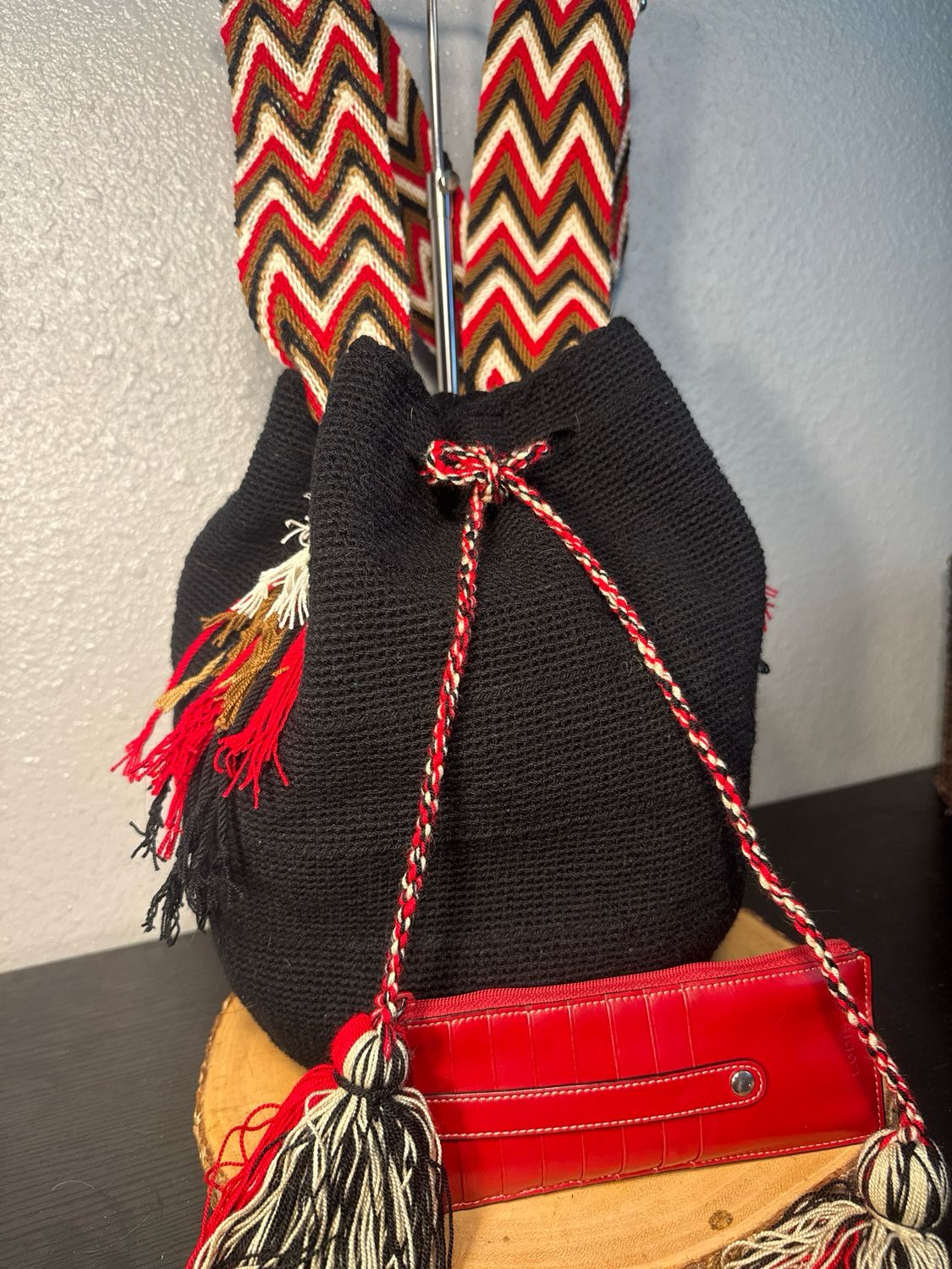 WAYUU Black, Red Brown And Ivory, Knitted Bucket Bag And Free Red Leather Lodis Wallet
