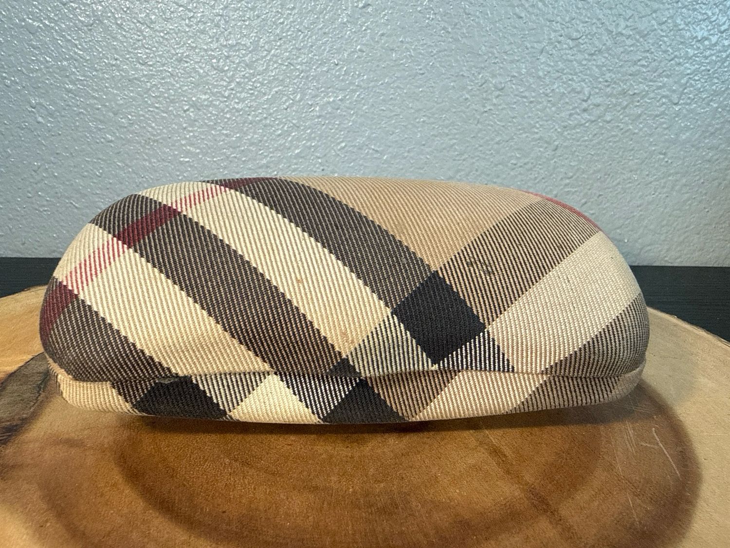 Burberry Authentic Hard Glasses Case