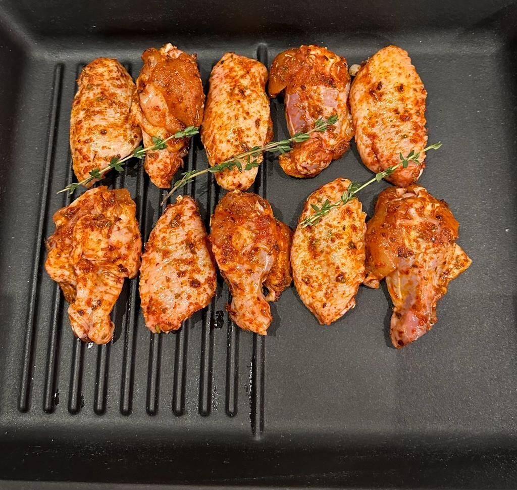 CHICKEN WINGS MARINATED 500g (520)