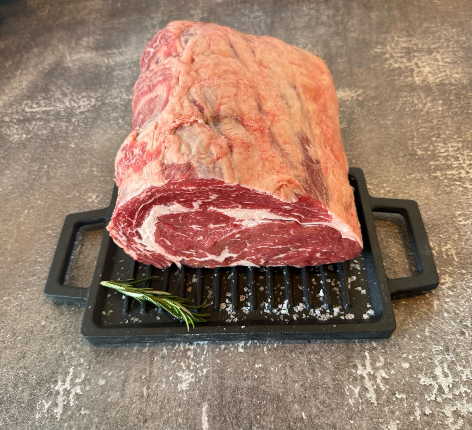 Ribeye Boneless mb2 plus Whole 1kg (336)