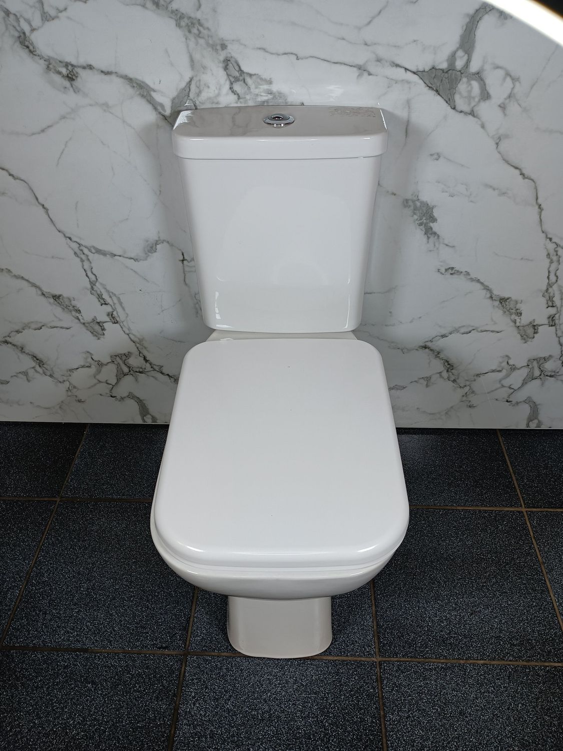 Diamond Bog In A Box Close Coupled Pan