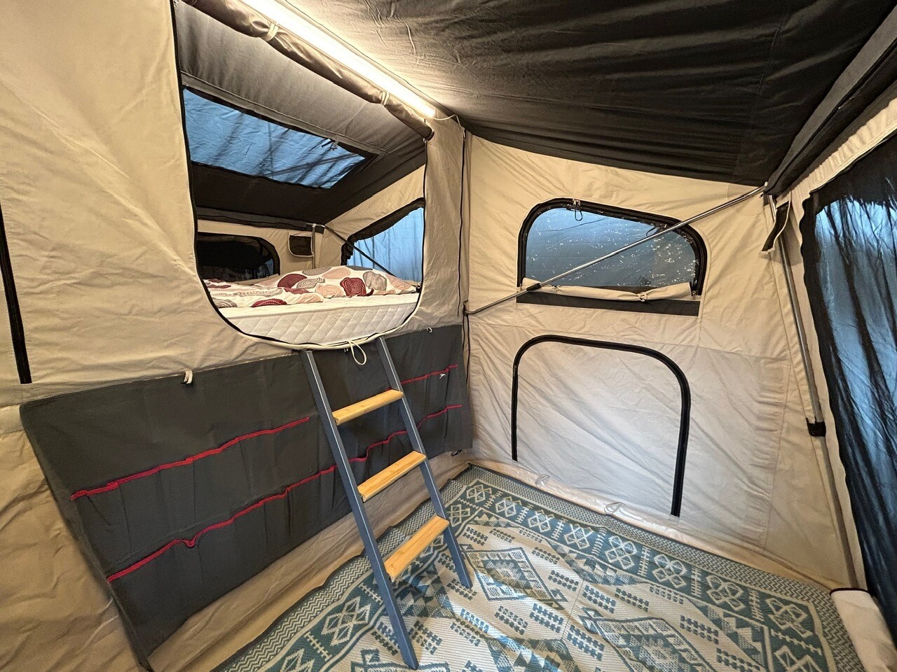 Campooz Outdoor Teppich für Fat Freddy Hauptwagen
