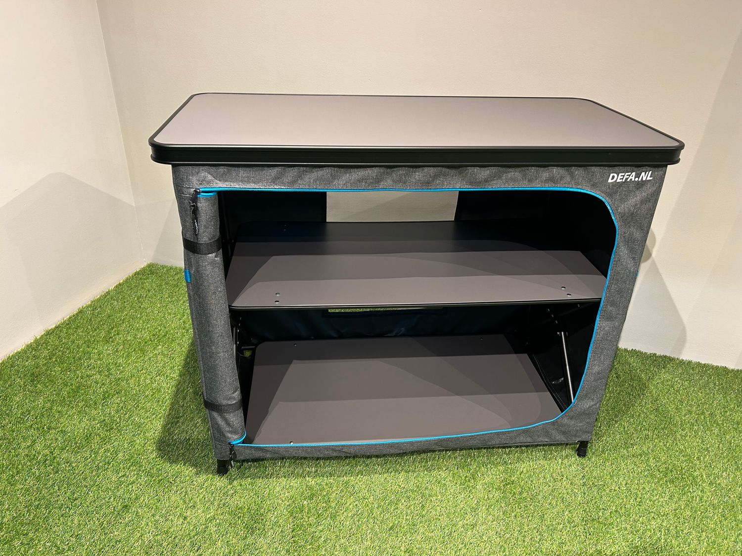 DEFA Blue Line 100 Campingschrank !Schneller Aufbau!
