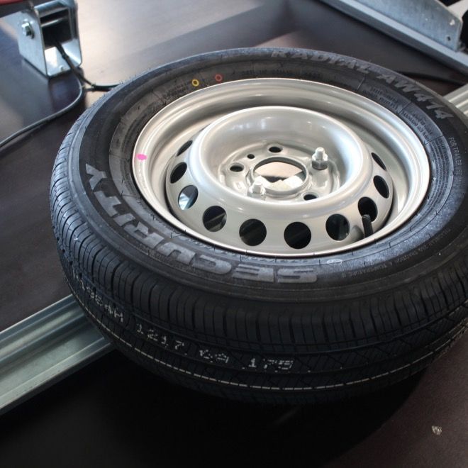 Campooz Reserverad mit Halterung