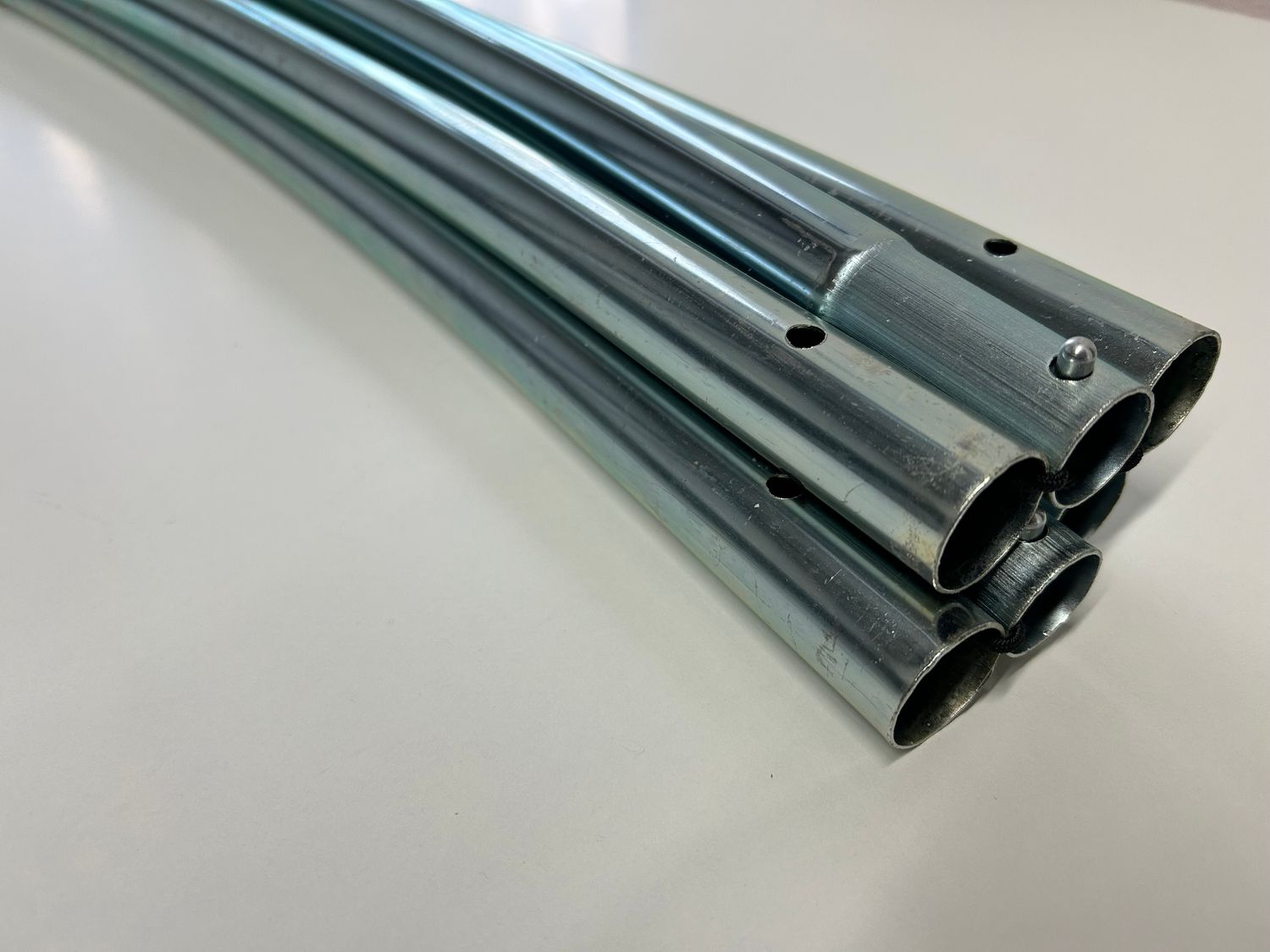 Rundbogen für das Cabanon Chamonix und Monaco Vorzelt