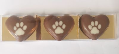 Kleine Pralinenherzen im 3er Set. mit Hunde Pfötchen maximale Bestellmenge 20Stk.