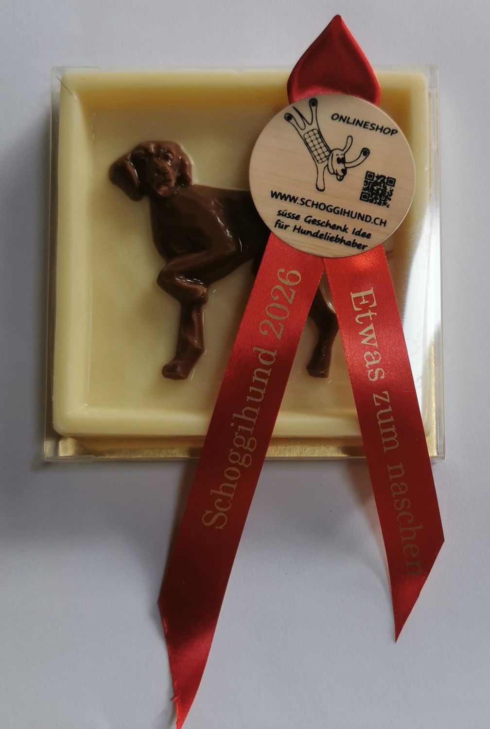 Ein Schoggihund mit schöner Schlaufe