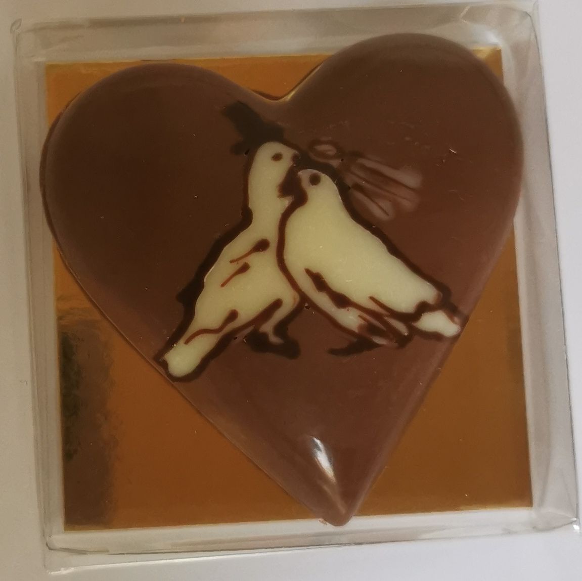 Hochzeitstischdecoration Herz mit Tauben