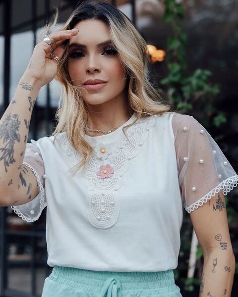 Pearl Flower Tee