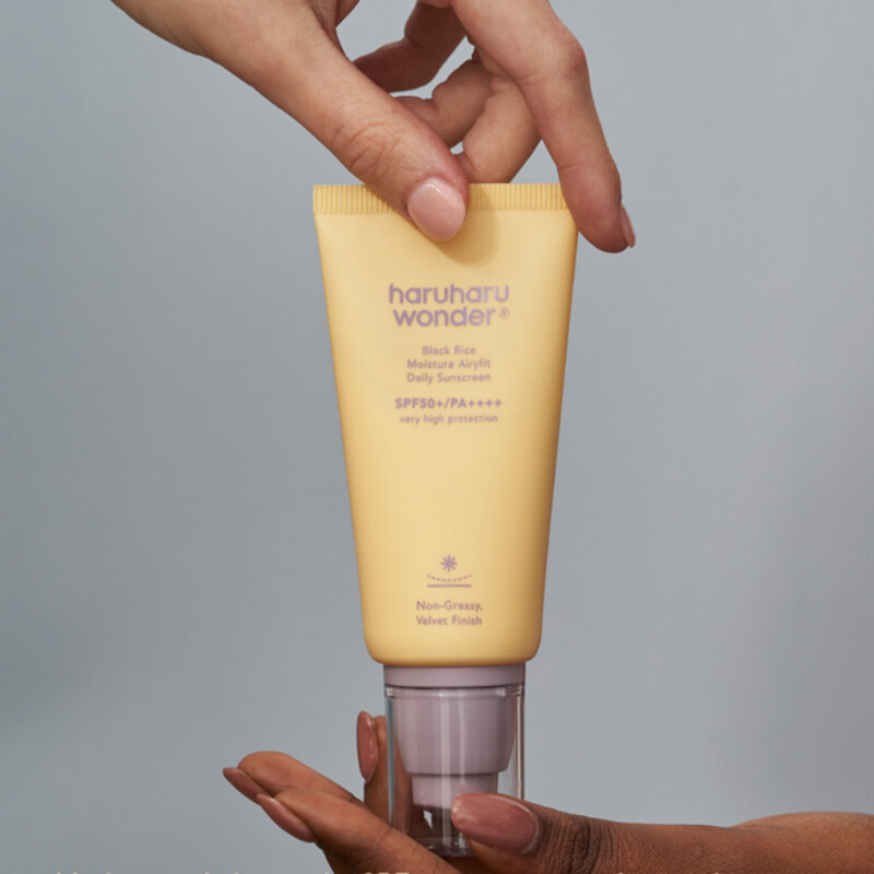 Haruharu Wonder Black Rice Moisture Airyfit Sunscreen