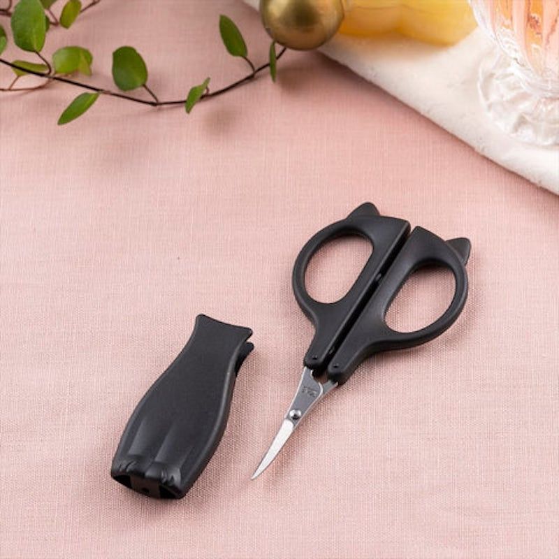 Kai Nyammy Nyarming Beauty Scissors