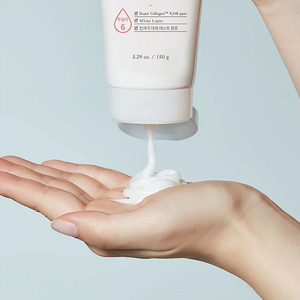 Etude Moistfull Collagen Cleansing Foam