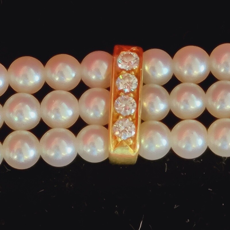 18 Karat 100% Real Pearl 7 Diamonds Bracelet