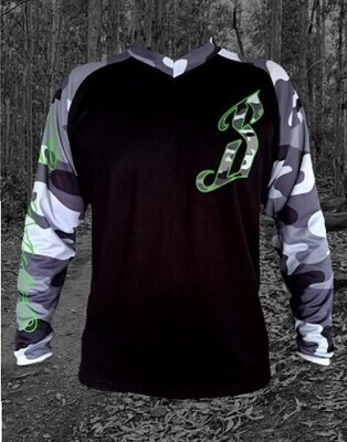 Urban camo longsleeve