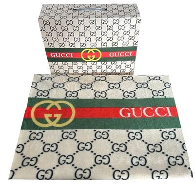 Couverture Gucci