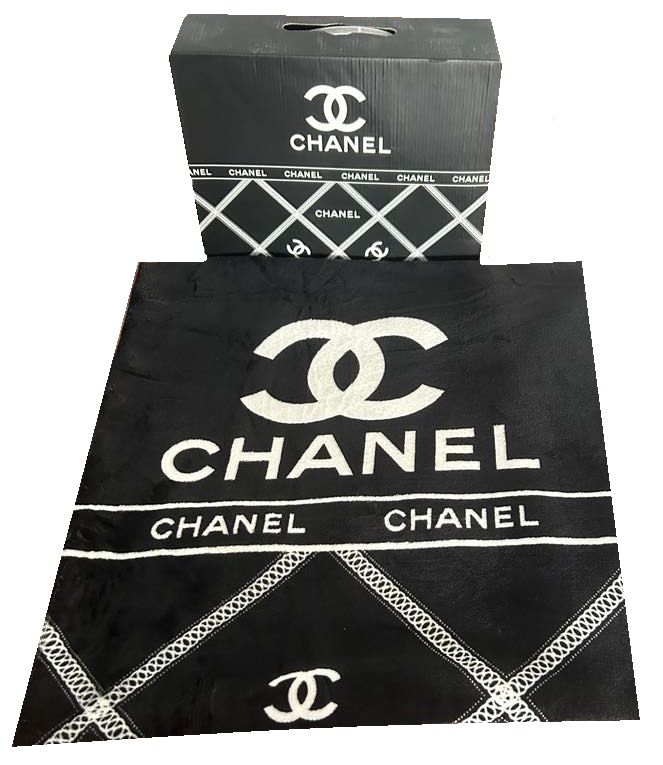 Couverture Chanel - Carreaux
