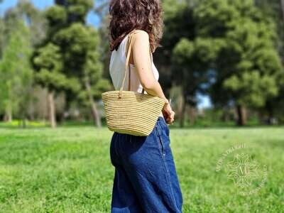 Moroccan Handmade Raffia Bag with Natural Leather Handle
