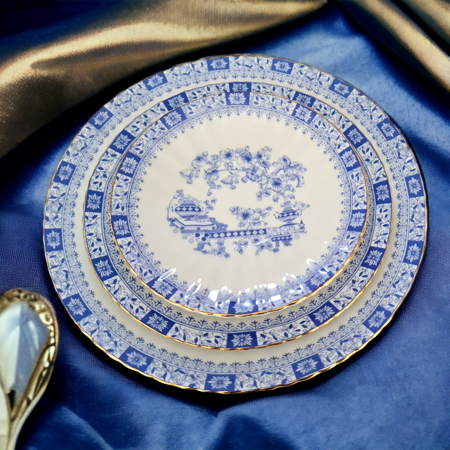 Blue chinoiserie dinner service, Wedding gift, Anniversary gift