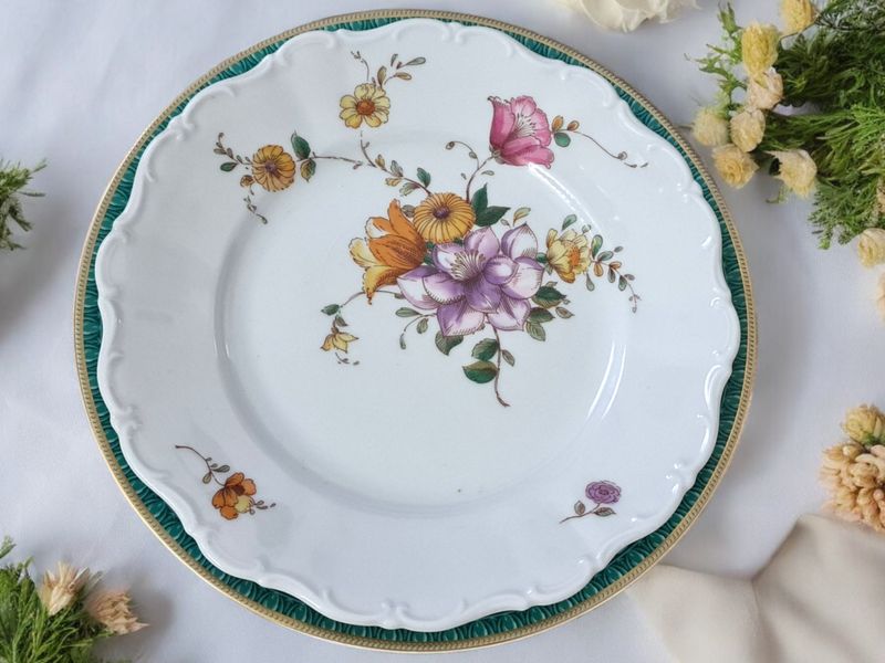 Seltmann Weiden Bavarian Set of 6 Floral Dinner Plates