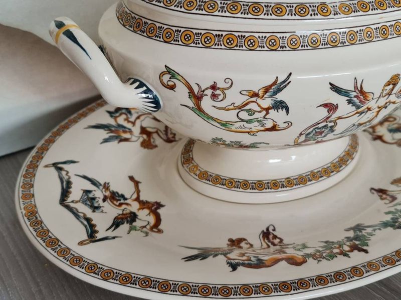 Gien Musee French Hand-Painted Tureen with Under Plate