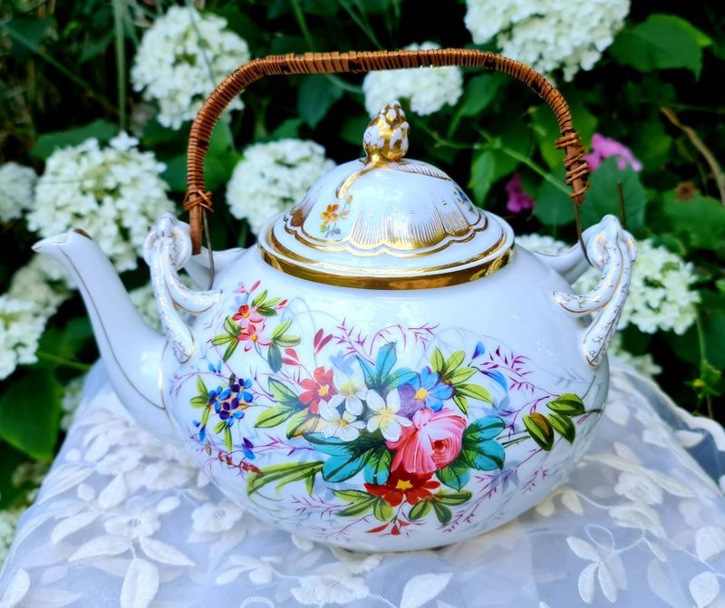 Antique 19th Century French Old Paris Hand-Painted Teapot, Botanical Flowers
