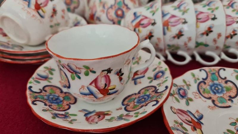 Antique Minton First Period Hand-Painted Chinoiserie Tea Set