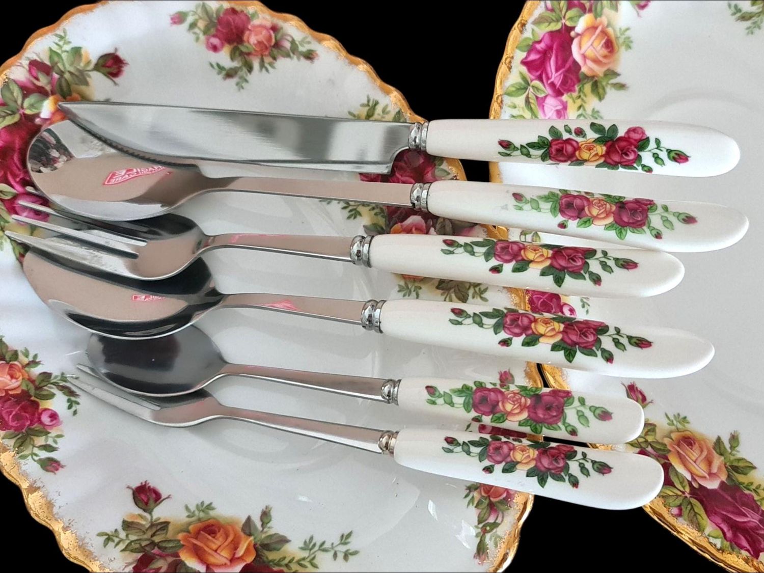 Vintage Porcelain Handle Cutlery Set – Old Country Roses Style, 36-Piece