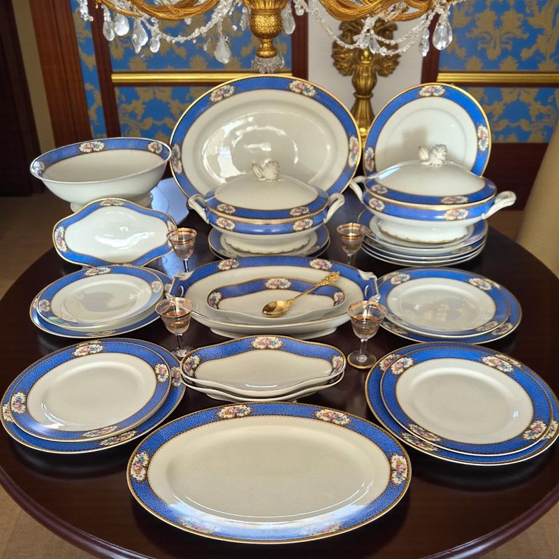 Paul Müller Bavarian Porcelain Dinnerware Set – Royal Blue, Gold Trim, 1950s