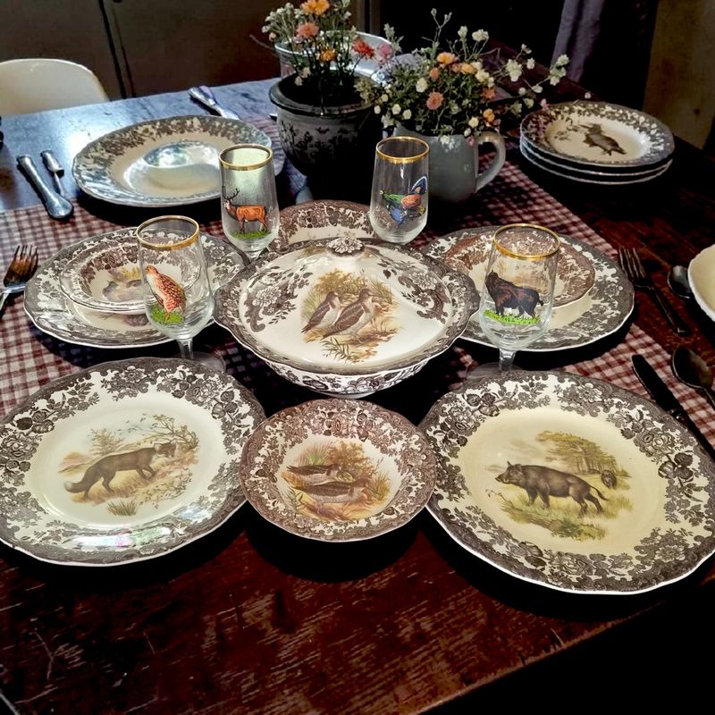 Palissy Game Series Dinner Set for 4, Vintage English Countryside Wildlife Plates