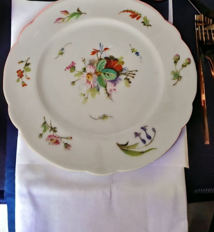 Antique 19th Century Old Paris Porcelain Dinner Service, 72 Pieces, Hand-Painted Floral