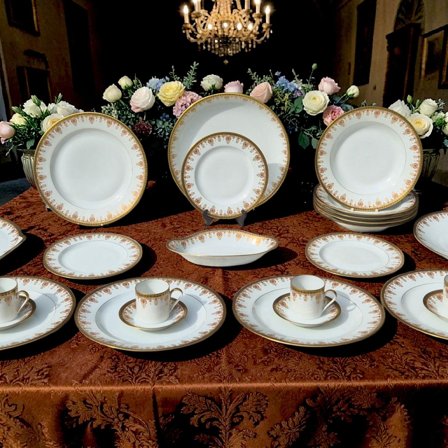 Limoges French Porcelain Dinner Set, Agate Gilding, Royal Decor, 35 Pieces