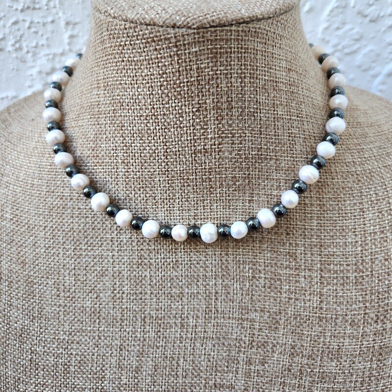 Barroque Pearls and Hematite choker/necklace