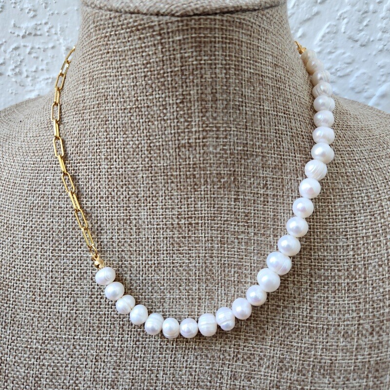 Barroque Pearls with Chain