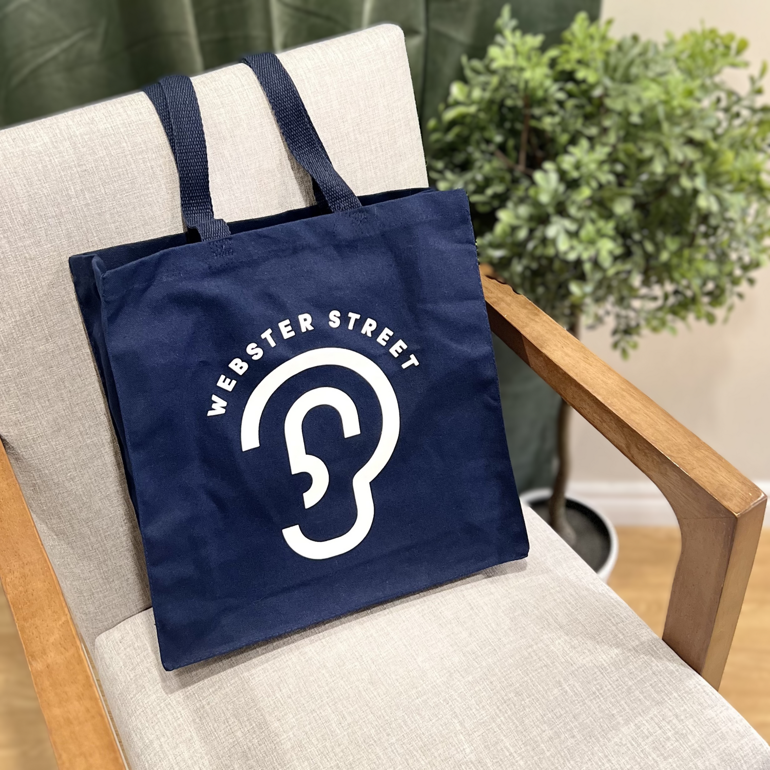 Canvas tote