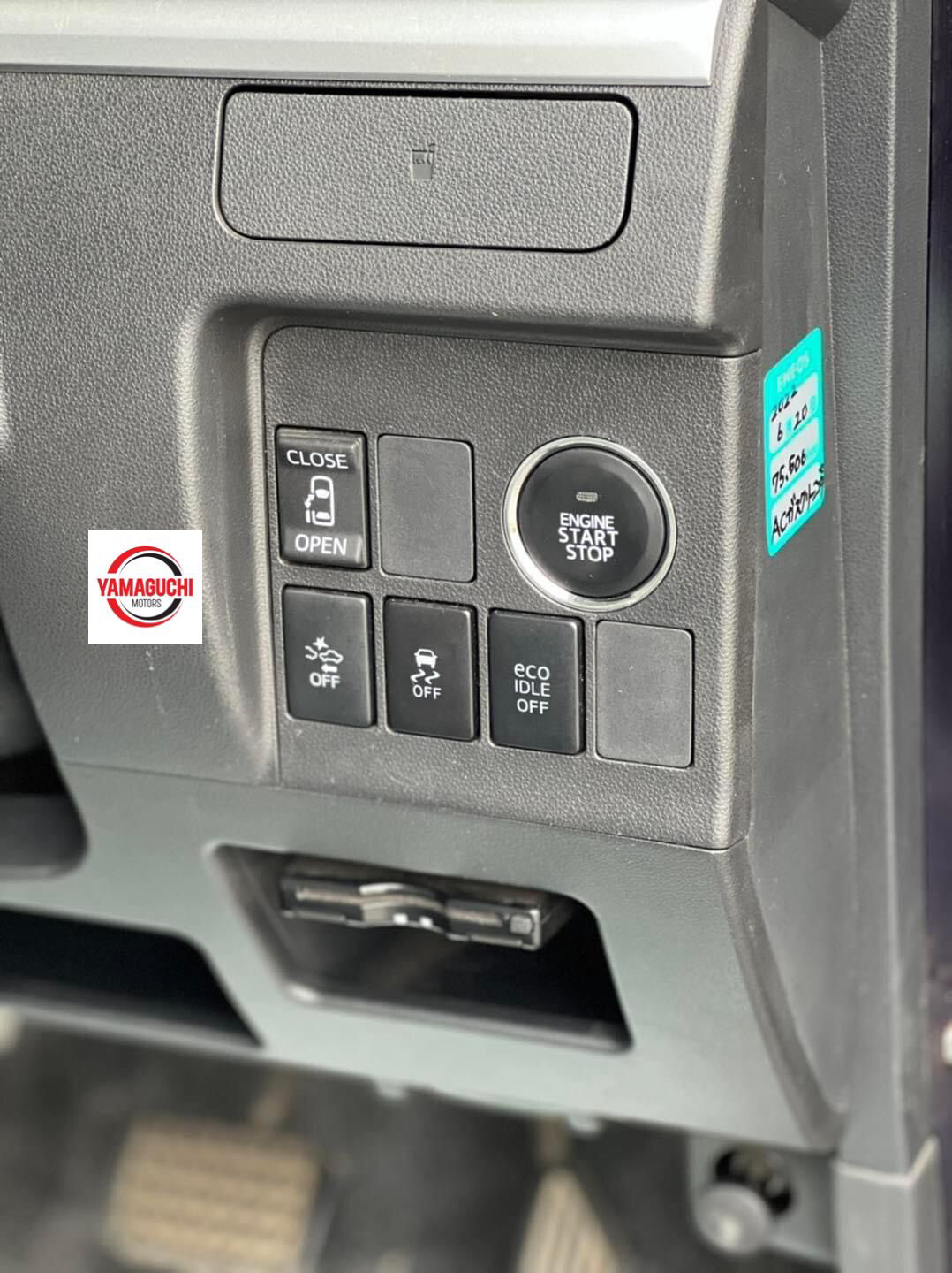 Daihatsu Tanto Custom ECO Idle