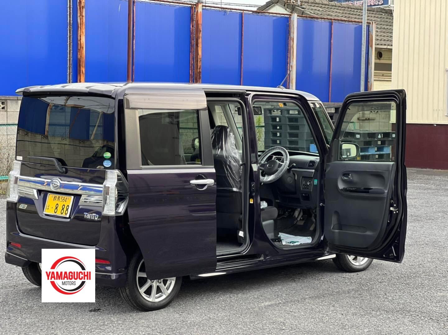 Daihatsu Tanto Custom ECO Idle