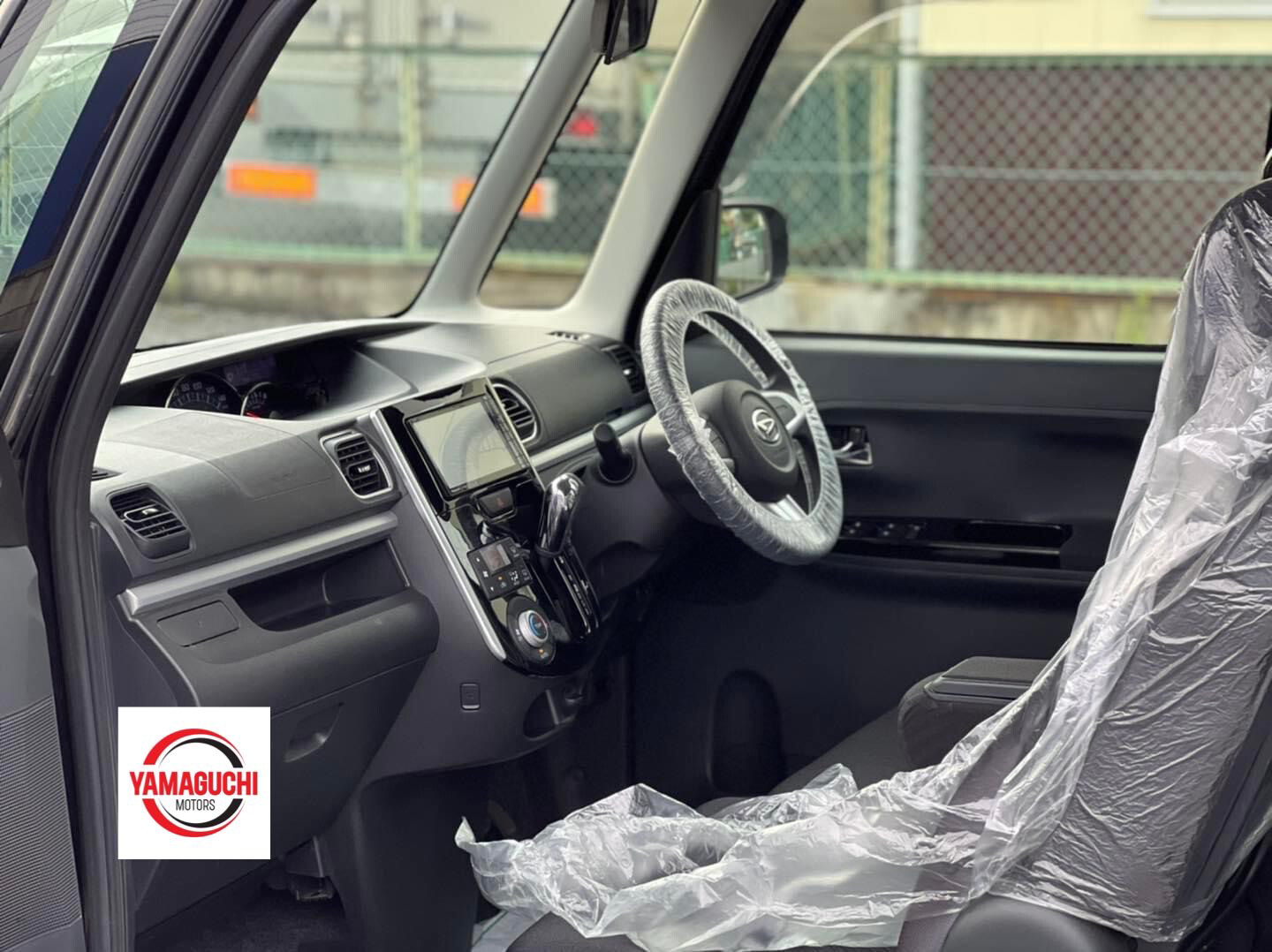 Daihatsu Tanto Custom ECO Idle