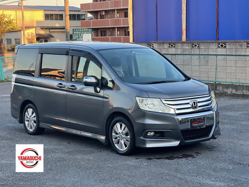 Honda Step Wagon Spada