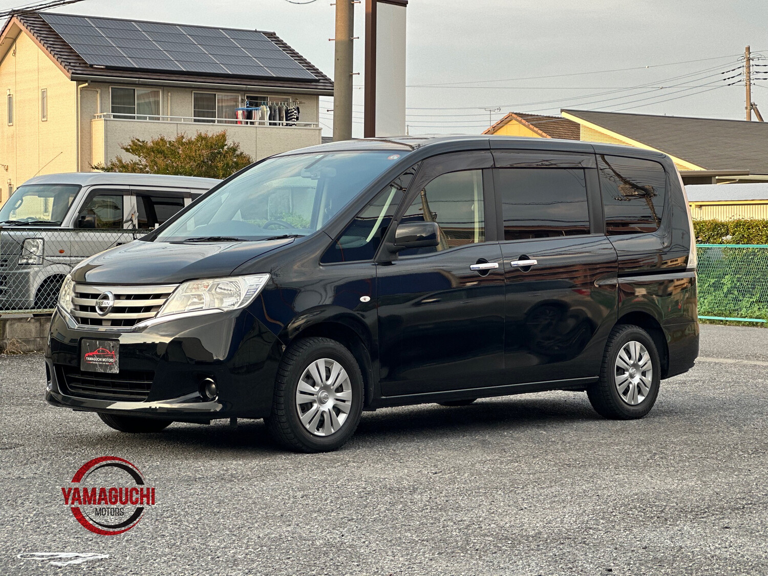 Nissan Serena 20S Selection Grade