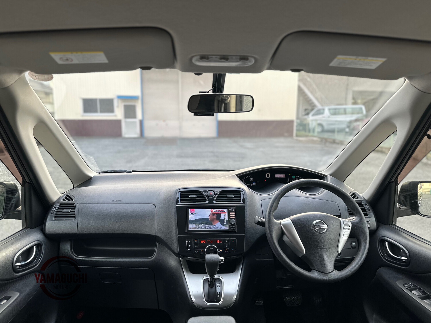 Nissan Serena 20S Selection Grade