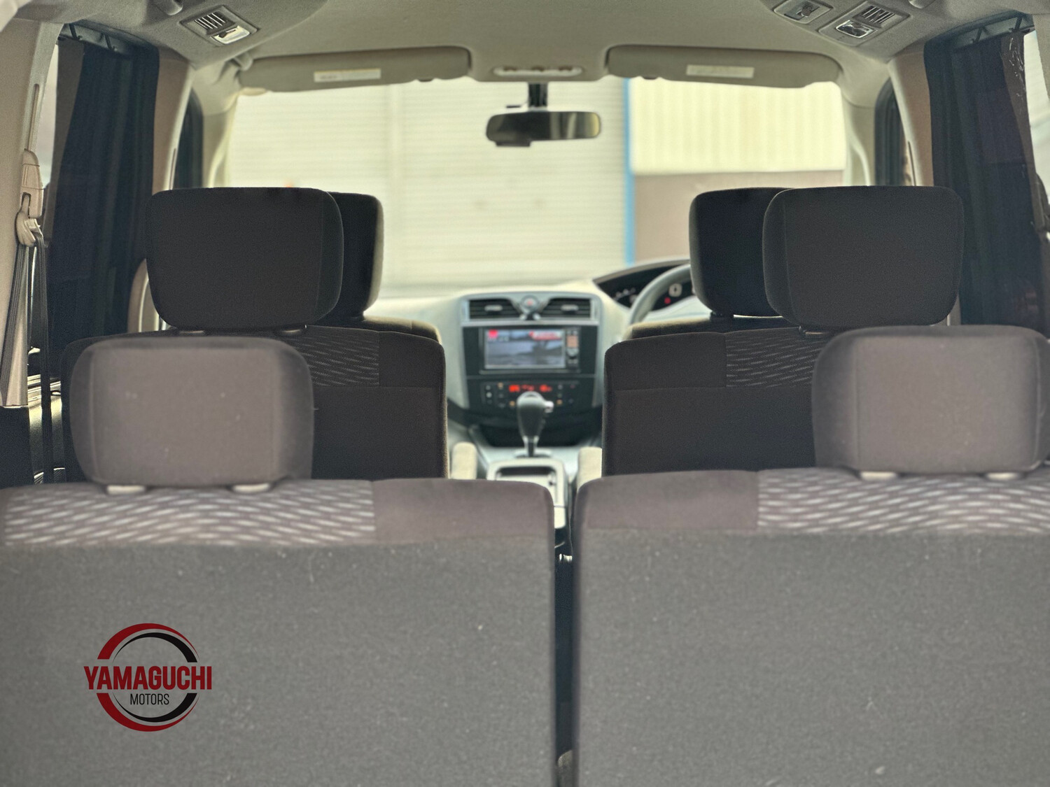 Nissan Serena 20S Selection Grade