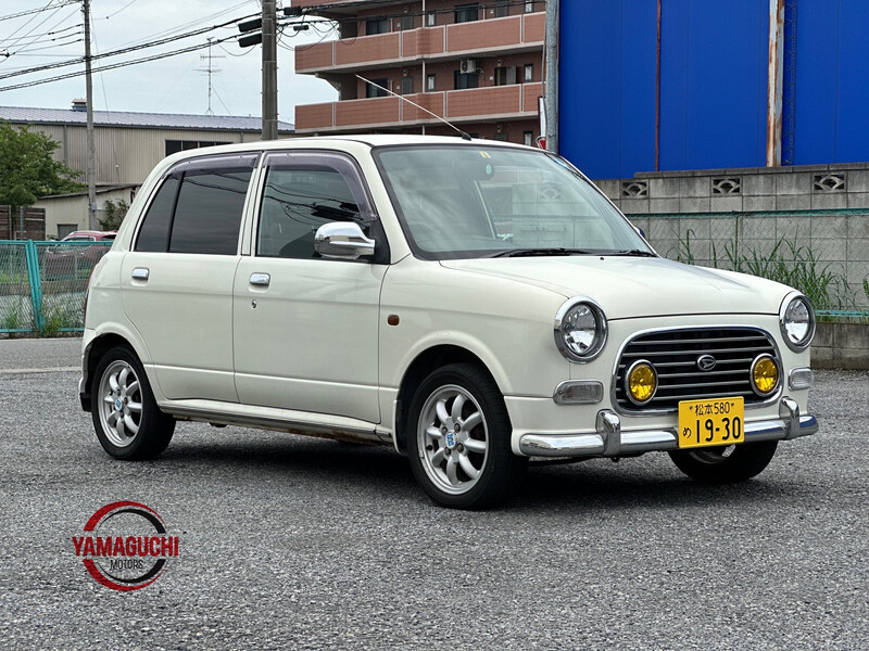 Classic Daihatsu Mira Gino 4wd