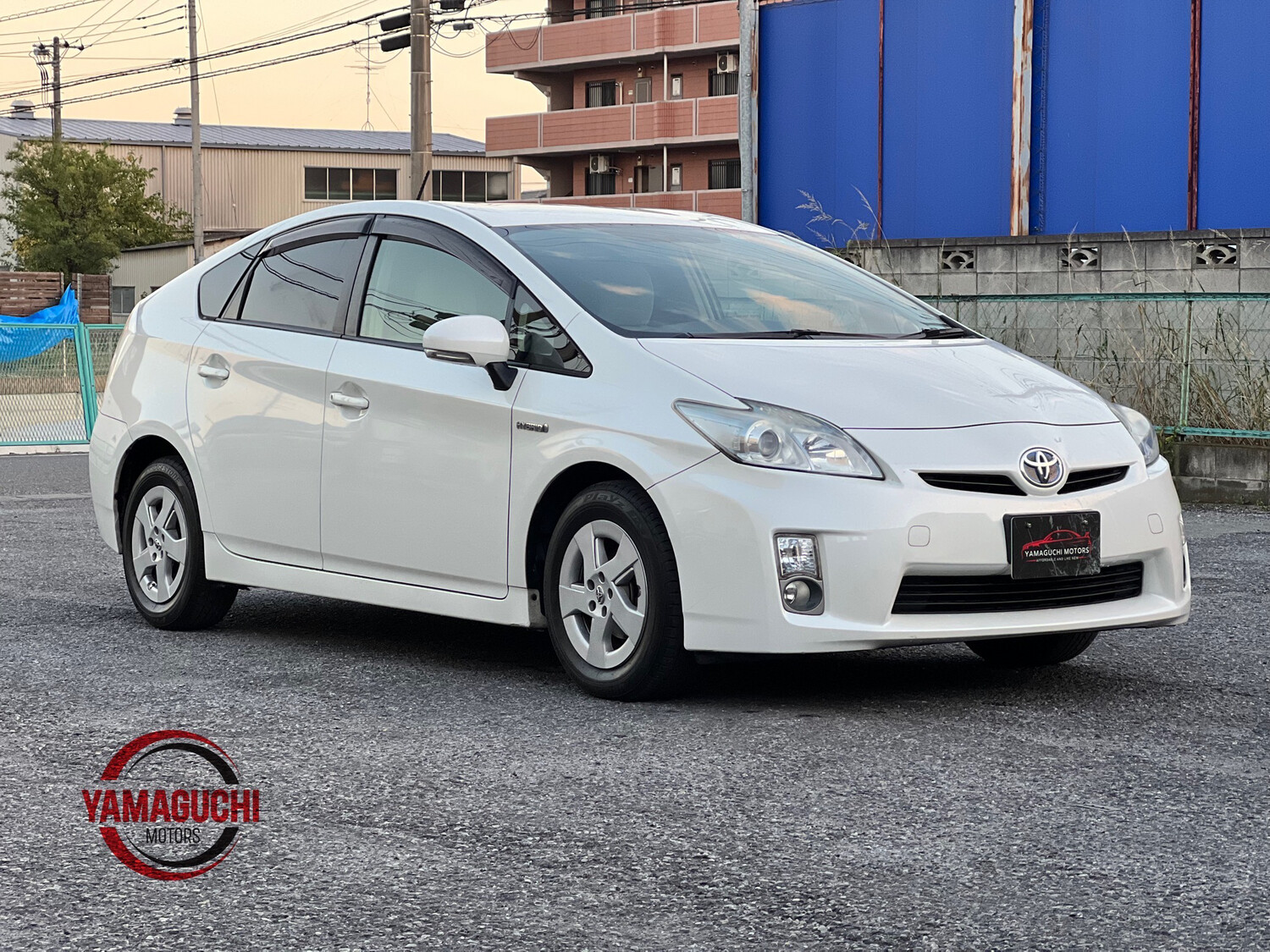 Toyota Prius Hybrid Low Milage G Grade With Cruise Control Full Option For Sale