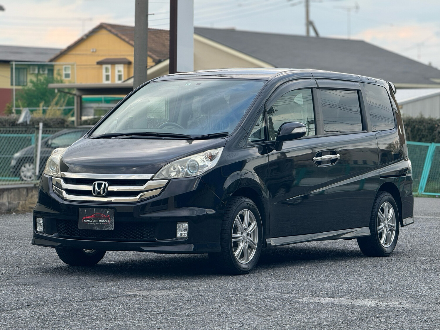 Honda Step Wagon Spada 4WD For Sale