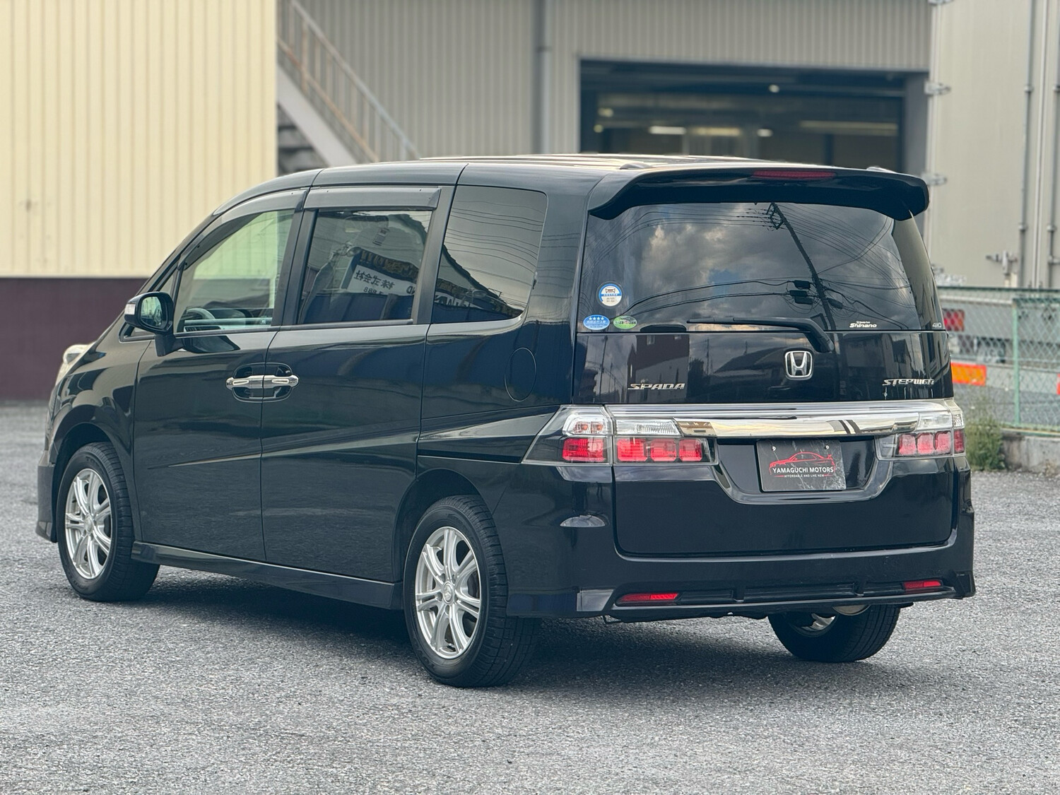 Honda Step Wagon Spada 4WD For Sale